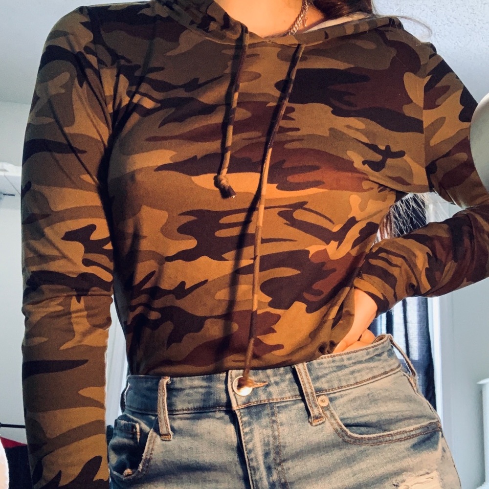 soft camouflage hooded long sleeve 🖤
